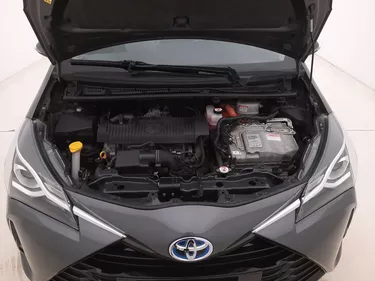 Toyota Yaris Hybrid Business 1.5 Full Hybrid 101CV Automatico Vano motore