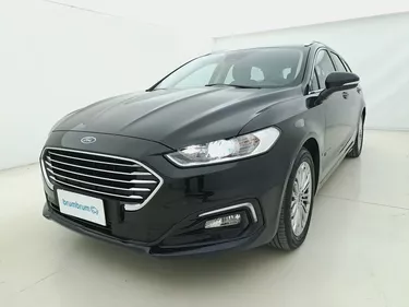 Ford Mondeo SW Hybrid Titanium Business 2.0 Full Hybrid 187CV Automatico Visione frontale