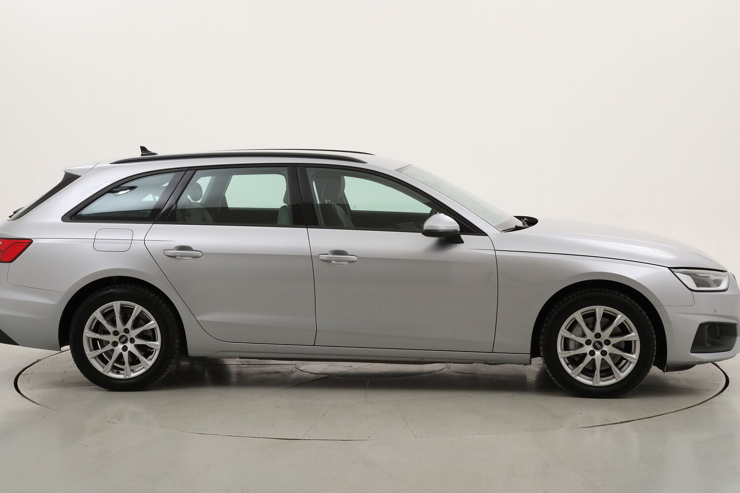 Audi A4 Avant 40 Business Quattro S tronic usata del 2021 con 125.615 km