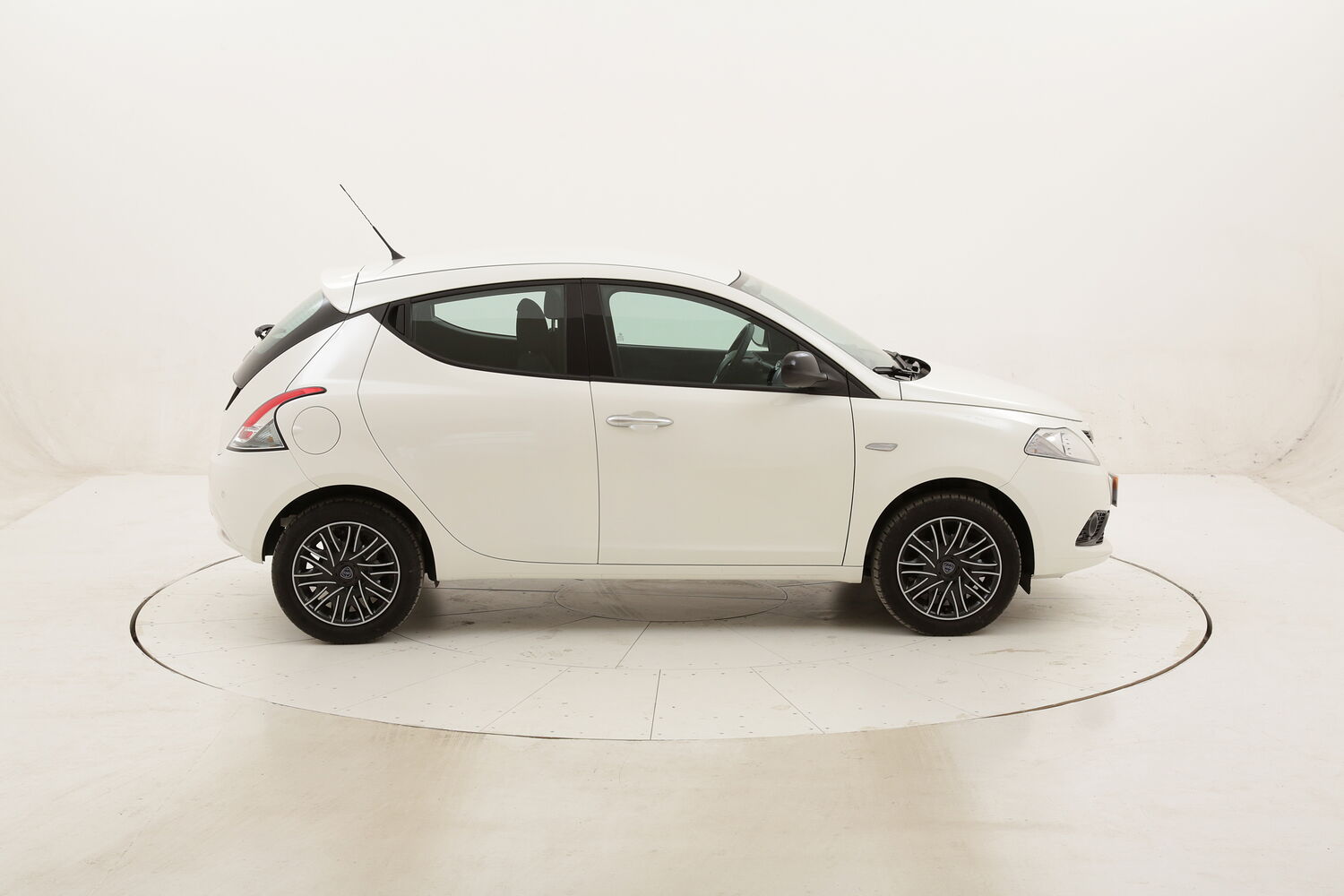 Lancia Ypsilon Gold usata del 2019 con 11.568 km