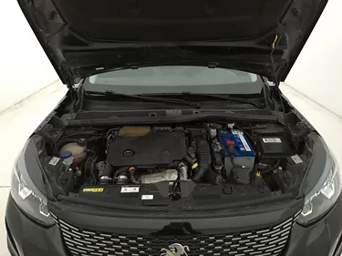 Peugeot 2008 Allure Pack EAT8 1.5 Diesel 131CV Automatico Vano motore