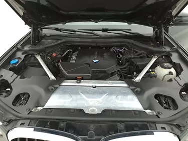 BMW X3 18d 48V sDrive Business Advantage 2.0 Mild Hybrid 150CV Automatico Vano motore