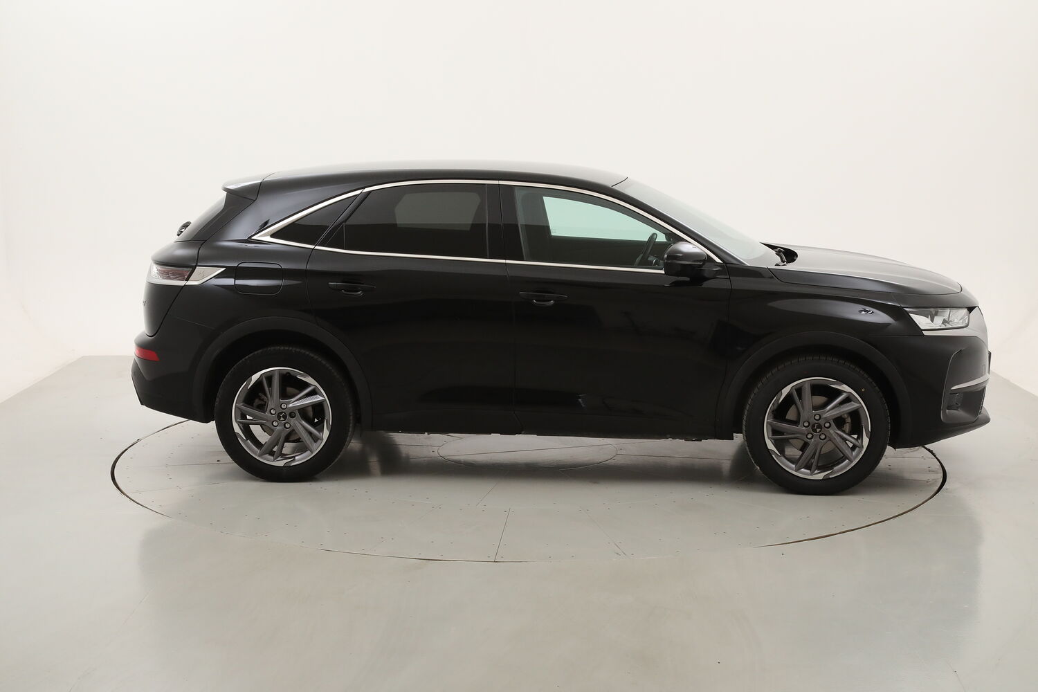 DS DS 7 Crossback Business usata del 2022 con 51.338 km