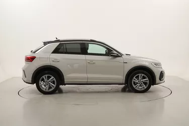 Volkswagen T-Roc R-Line DSG 1.5 Benzina 150CV Automatico Volkswagen T-Roc R-Line DSG 1.5 Benzina 150CV Automatico