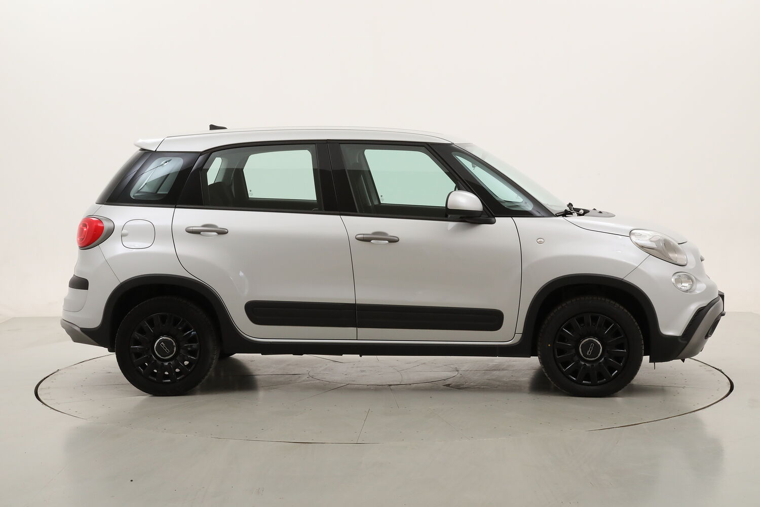 Fiat 500L Connect usata del 2022 con 56.703 km