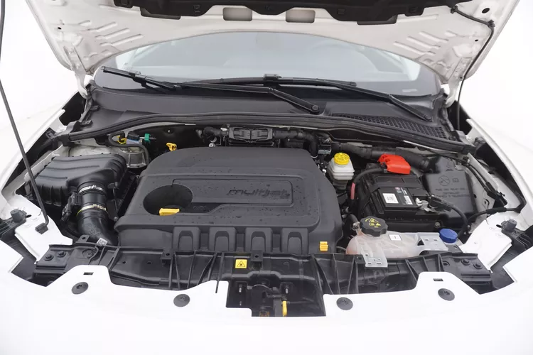 Fiat Tipo 5 porte 1.3 Diesel 95CV Manuale Vano motore Fiat Tipo 5 porte 1.3 Diesel 95CV Manuale Vano motore