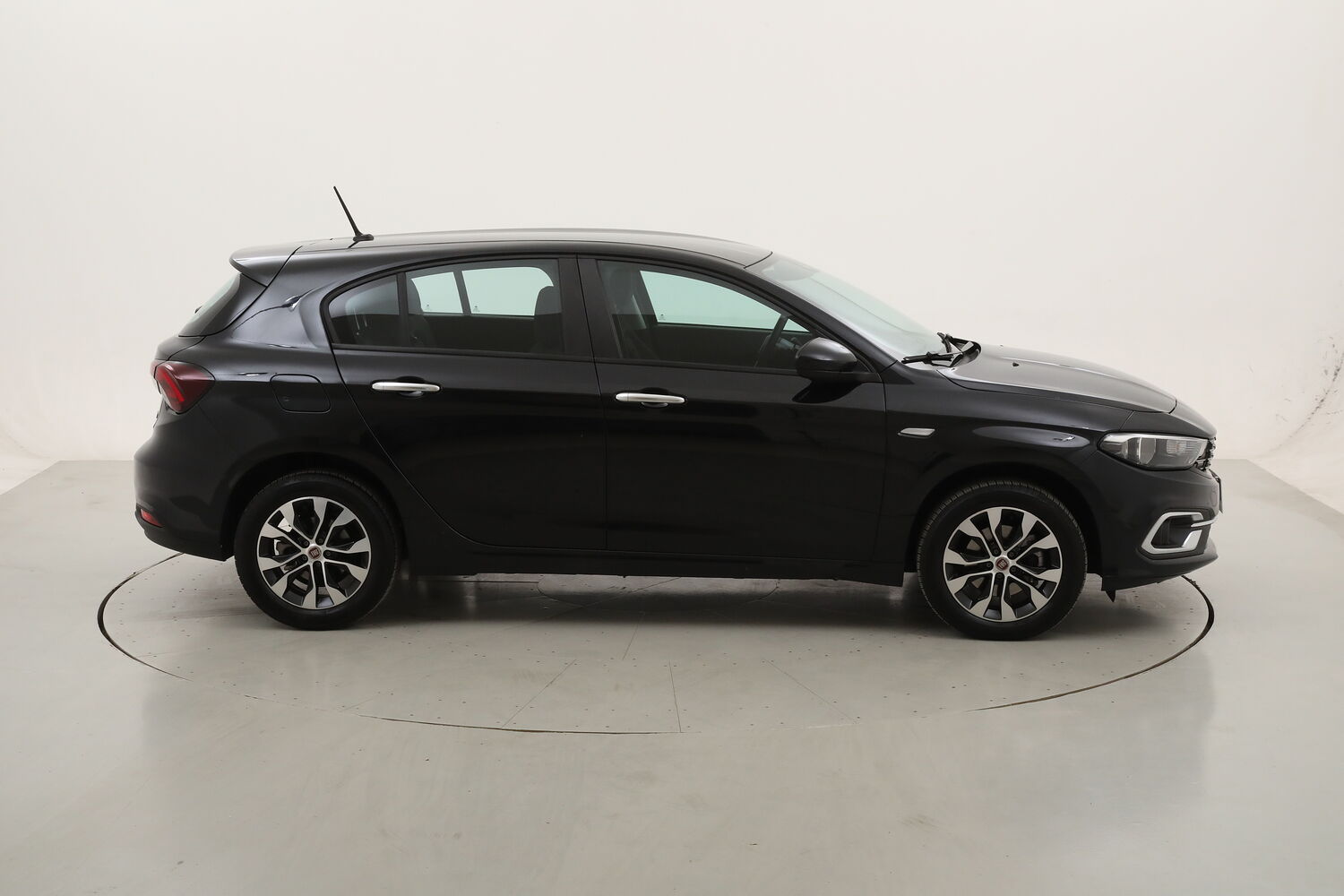 Fiat Tipo Hybrid City Life DCT - 5 porte usata del 2022 con 24.084 km