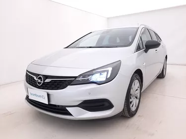 Opel Astra ST Business Elegance 1.5 Diesel 122CV Automatico Visione frontale