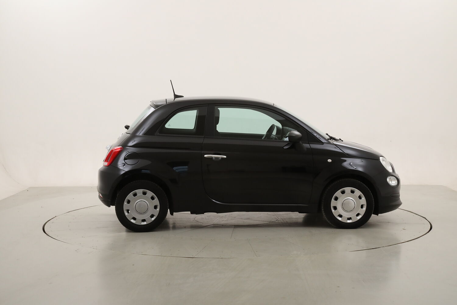 Fiat 500 Hybrid Cult usata del 2022 con 20.800 km