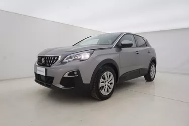 Peugeot 3008 Business EAT8 1.5 Diesel 131CV Automatico Visione frontale