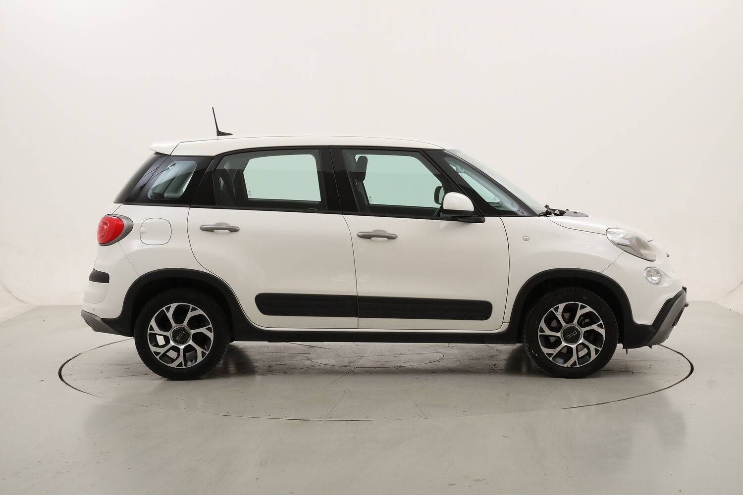 Fiat 500L Cross usata del 2022 con 67.477 km