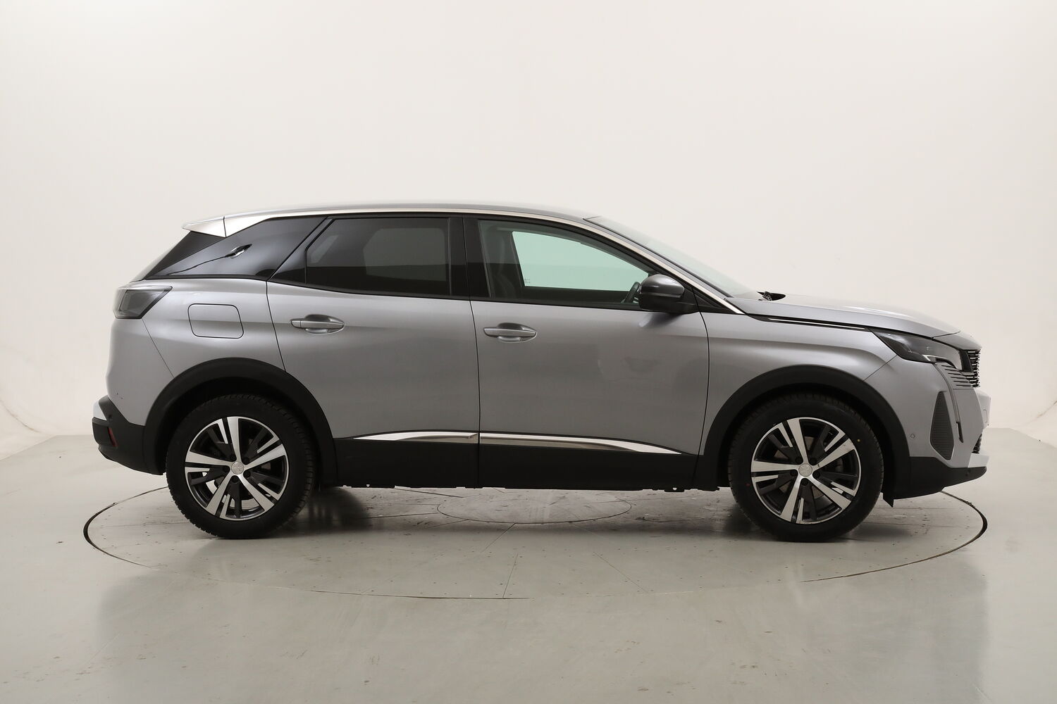 Peugeot 3008 Allure Pack EAT8 usata del 2022 con 84.227 km