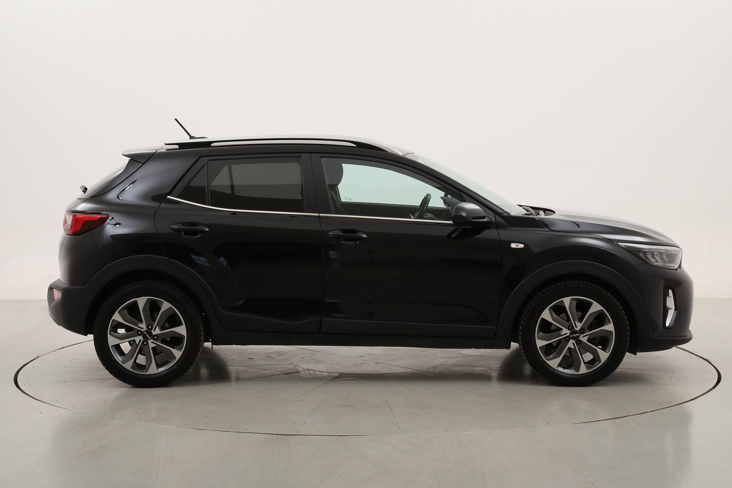 Kia Stonic MHEV Style usata del 2022 con 75.367 km