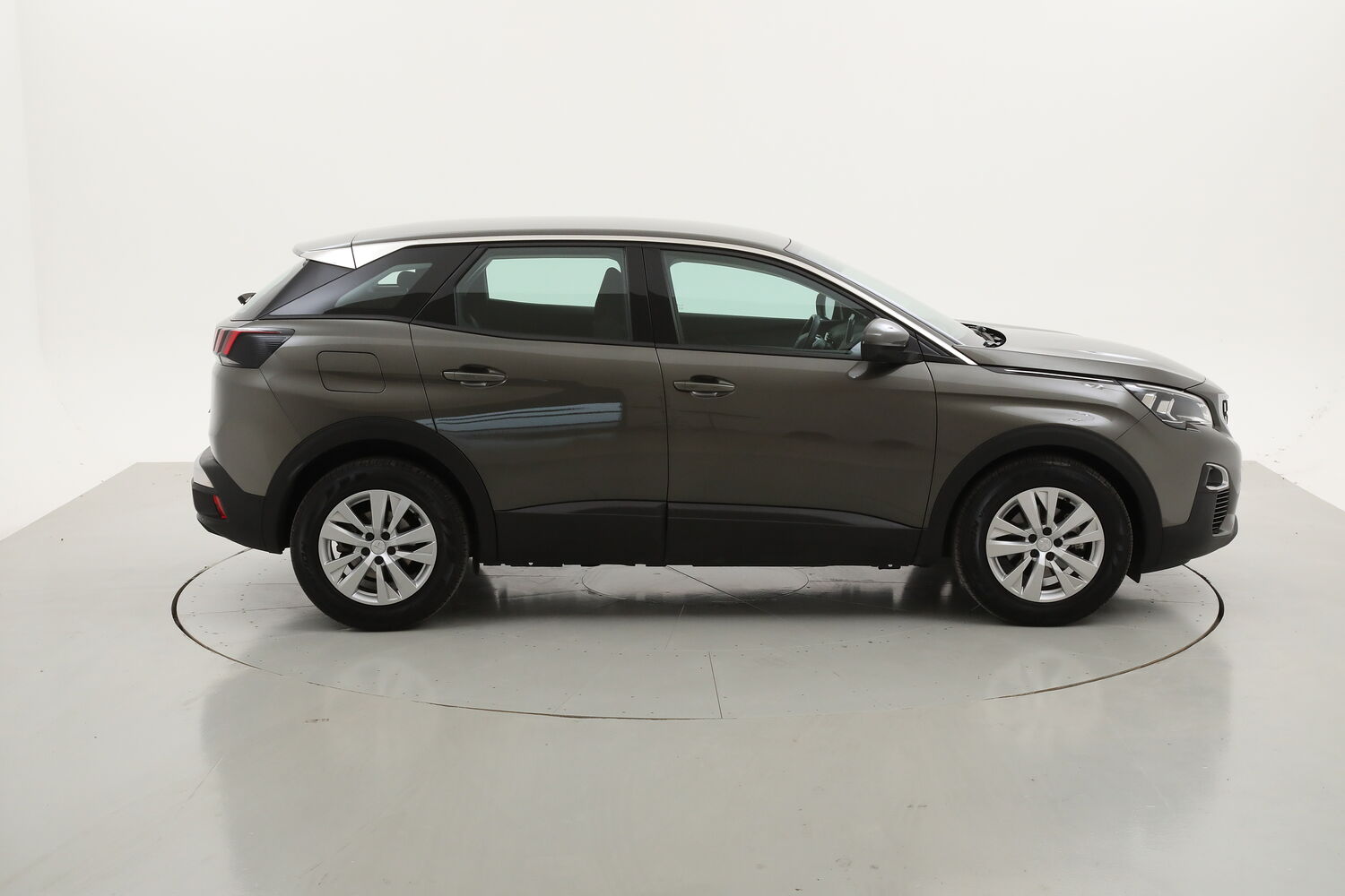 Peugeot 3008 Business usata del 2019 con 110.451 km