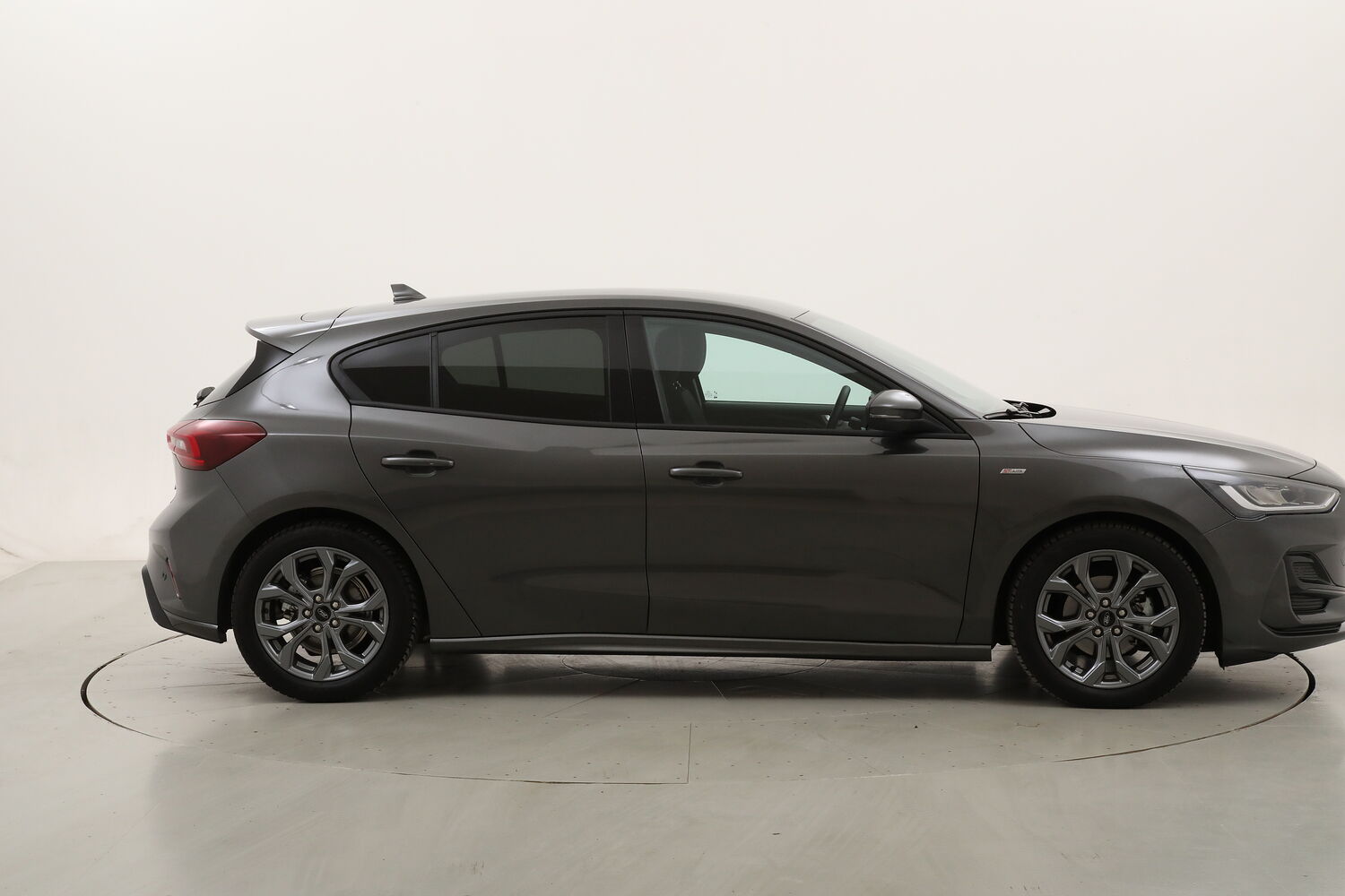 Ford Focus ST-Line usata del 2025 con 19.866 km