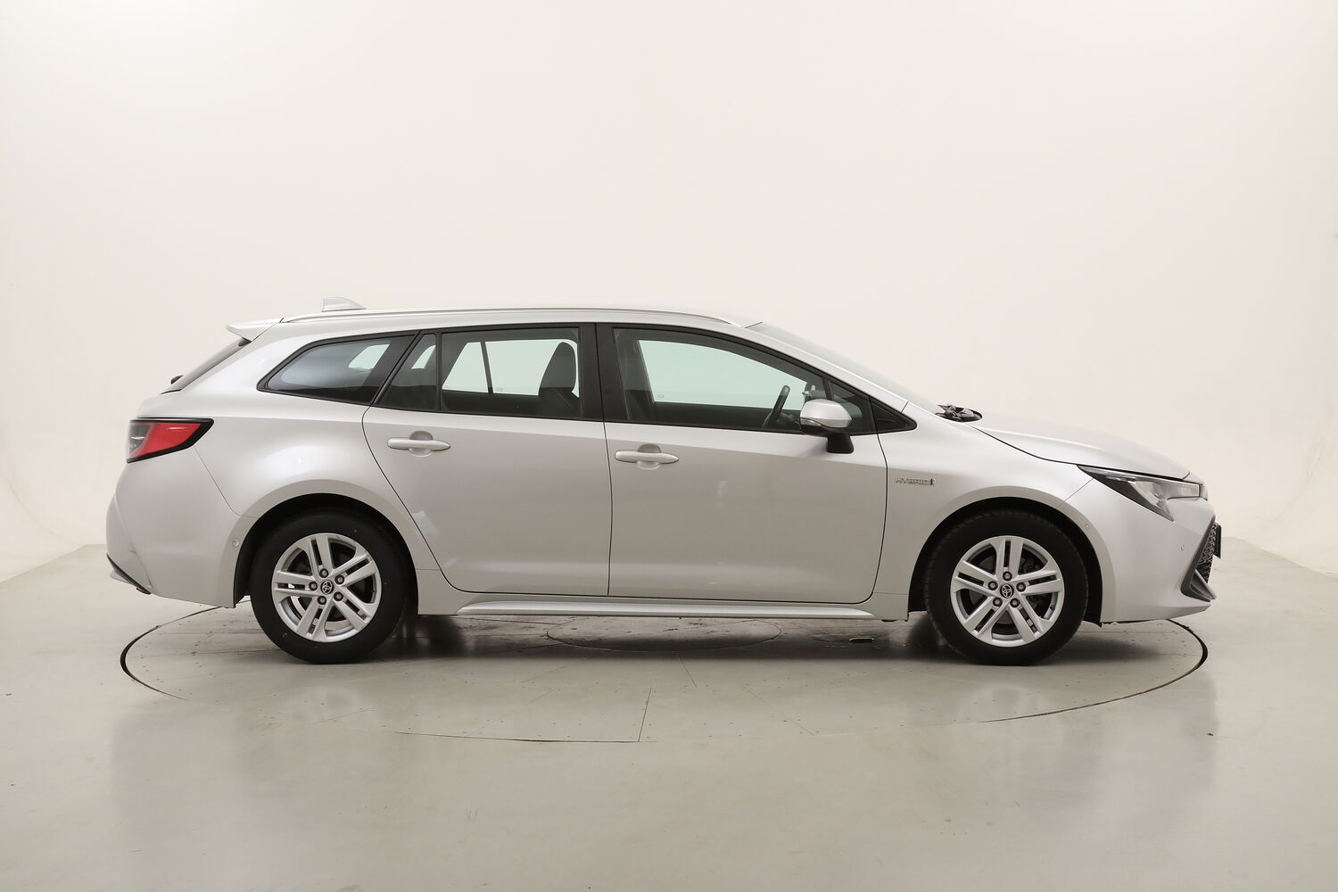 Toyota Corolla TS Hybrid Business Tech usata del 2022 con 91.844 km