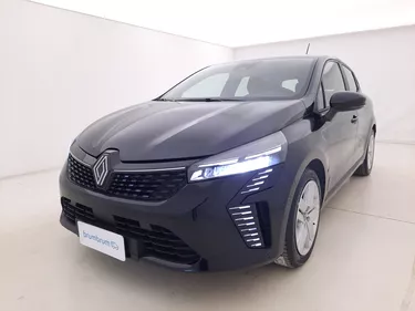 Renault Clio Hybrid E-Tech Evolution 1.6 Full Hybrid 143CV Automatico Visione frontale