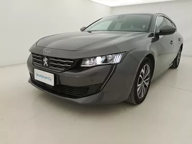 Peugeot 508 SW Allure EAT8 1.5 Diesel 131CV Automatico Visione frontale