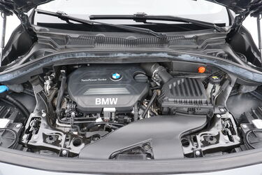 Vano motore di BMW Serie 2 Active Tourer