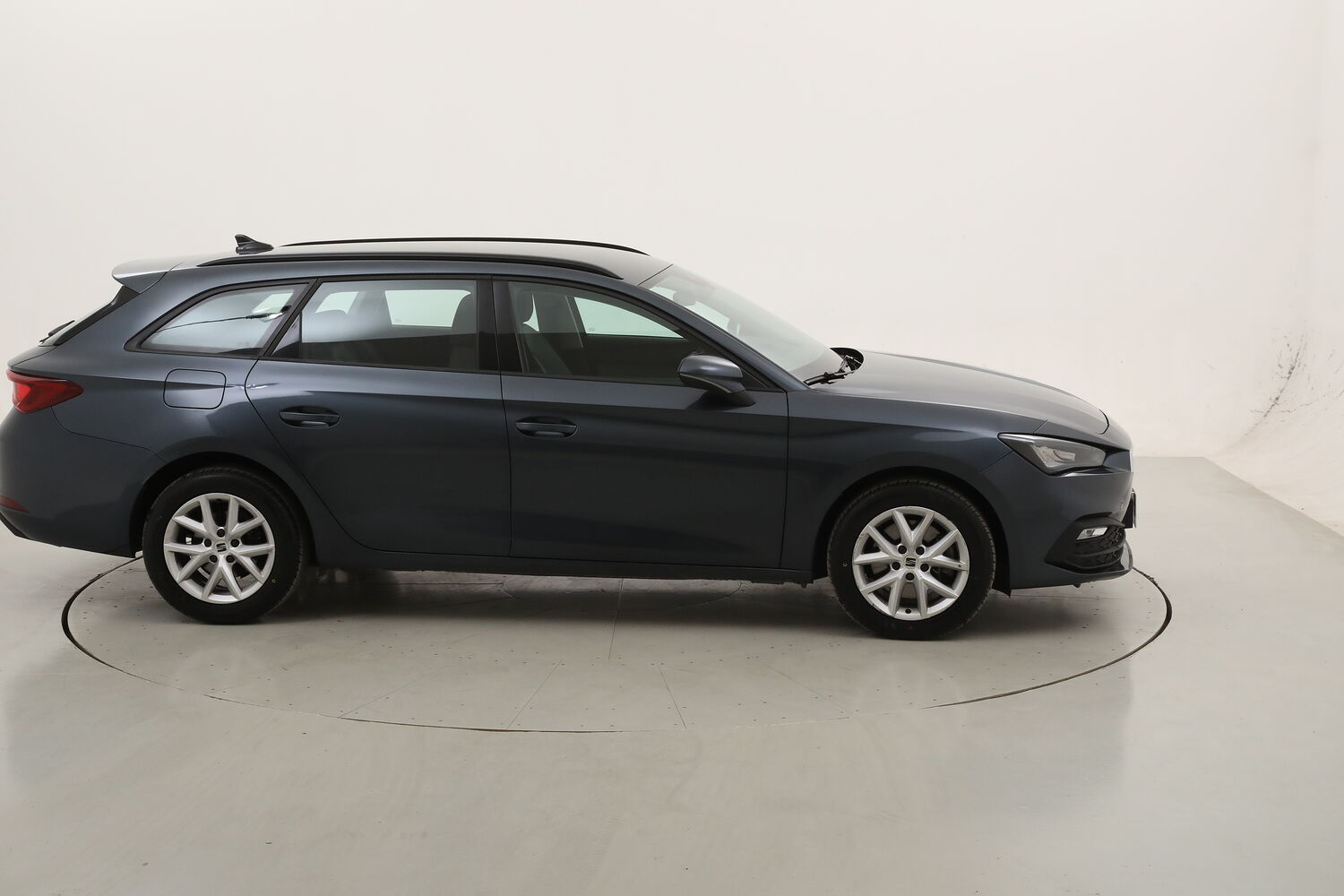 Seat Leon ST Style usata del 2023 con 85.910 km
