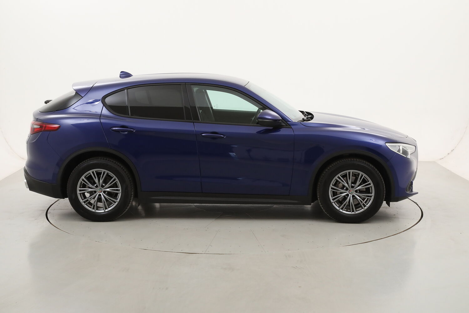 Alfa Romeo Stelvio Business AT8 RWD usata del 2021 con 77.406 km