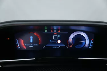 Peugeot 508 GT EAT8 1.5 Diesel 131CV Automatico Interni