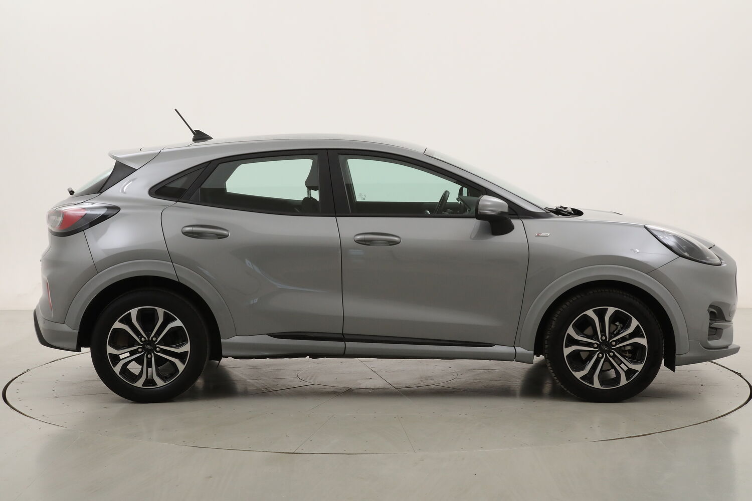 Ford Puma Hybrid ST-Line usata del 2023 con 56.331 km