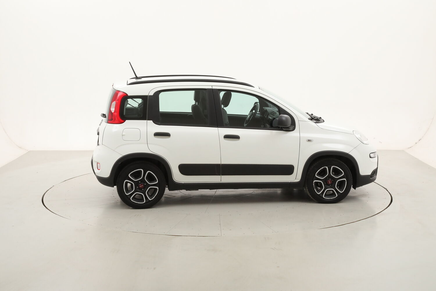 Fiat Panda Hybrid City Life usata del 2022 con 28.847 km