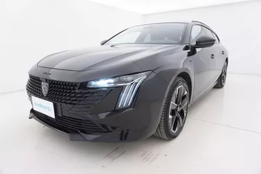 Peugeot 508 SW GT EAT8 1.5 Diesel 131CV Automatico Visione frontale