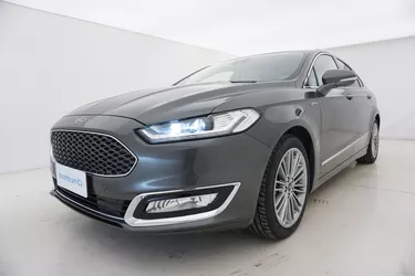 Ford Mondeo Hybrid Vignale 2.0 Full Hybrid 187CV Automatico Visione frontale