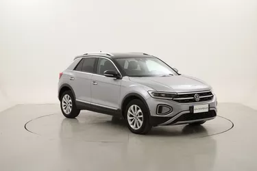 Volkswagen T-Roc Style DSG 2.0 Diesel 150CV Automatico Volkswagen T-Roc Style DSG 2.0 Diesel 150CV Automatico