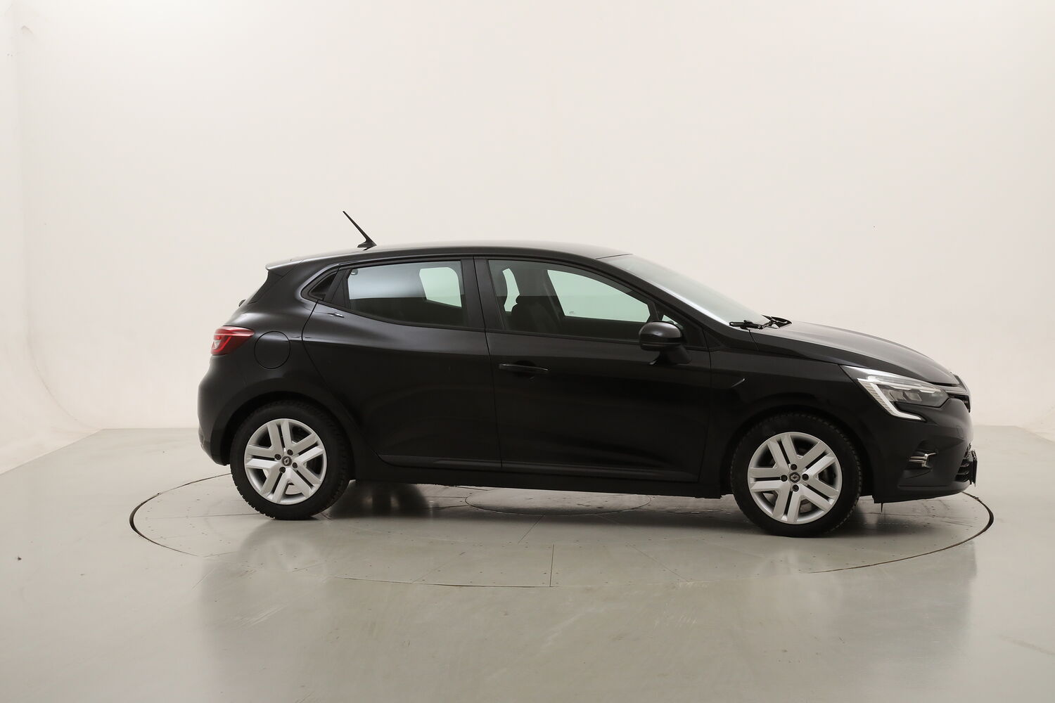 Renault Clio Hybrid Business usata del 2022 con 93.772 km