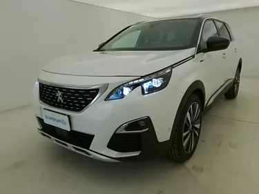 Peugeot 5008 GT Line EAT8 1.5 Diesel 131CV Automatico Visione frontale