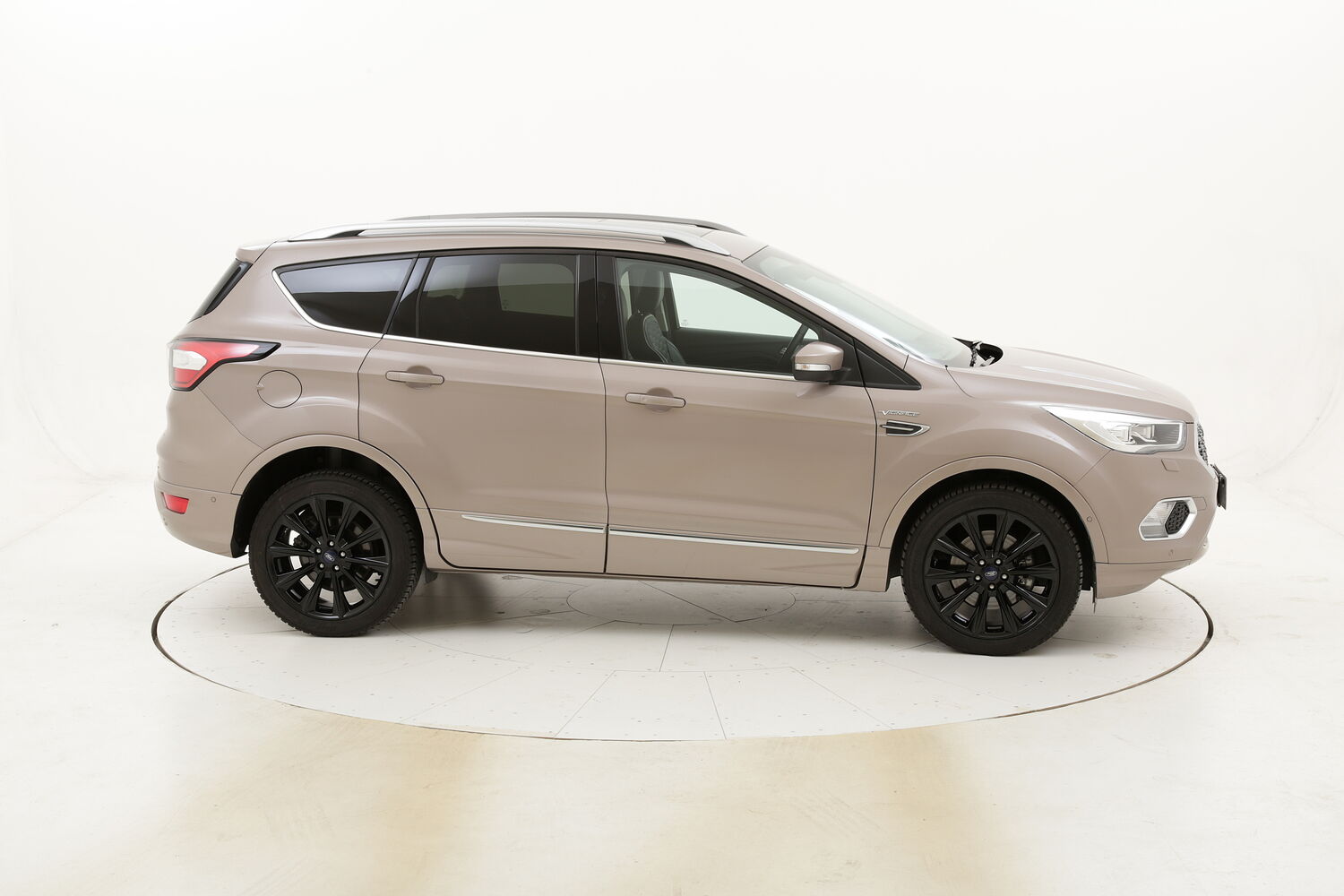 Ford Kuga Vignale 4WD Powershift usata del 2018 con 46.756 km