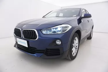 BMW X2 20d xDrive Business 2.0 Diesel 190CV Automatico Visione frontale