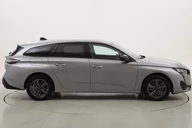 Peugeot 308 Allure + Camera 360 1.2 Benzina 131CV Manuale