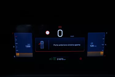 Jeep Avenger Summit 1.2 Benzina 101CV Manuale Interni