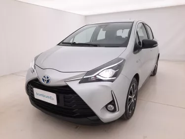 Toyota Yaris Hybrid Active 1.5 Full Hybrid 101CV Automatico Visione frontale