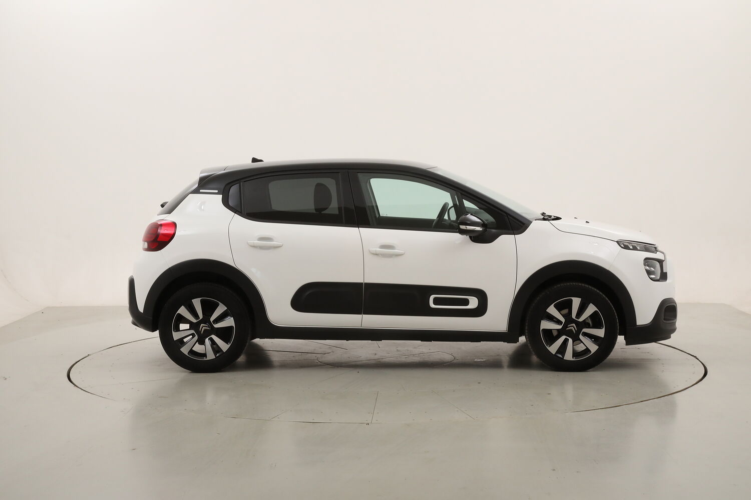 Citroen C3 Max usata del 2024 con 16.546 km