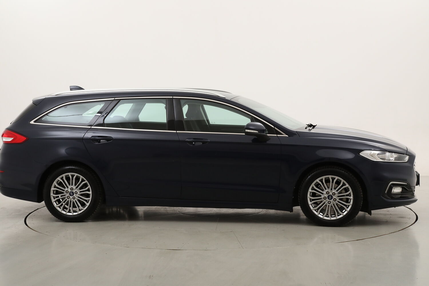 Ford Mondeo SW Titanium Business usata del 2020 con 70.981 km