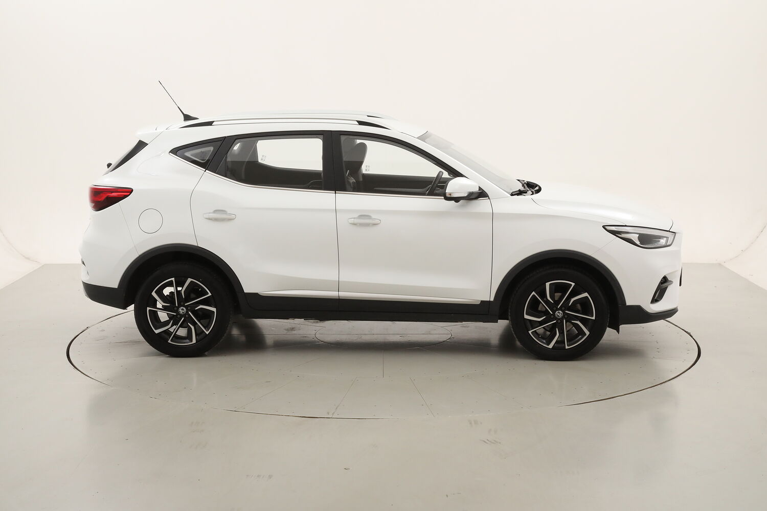 MG ZS Luxury usata del 2022 con 80.345 km