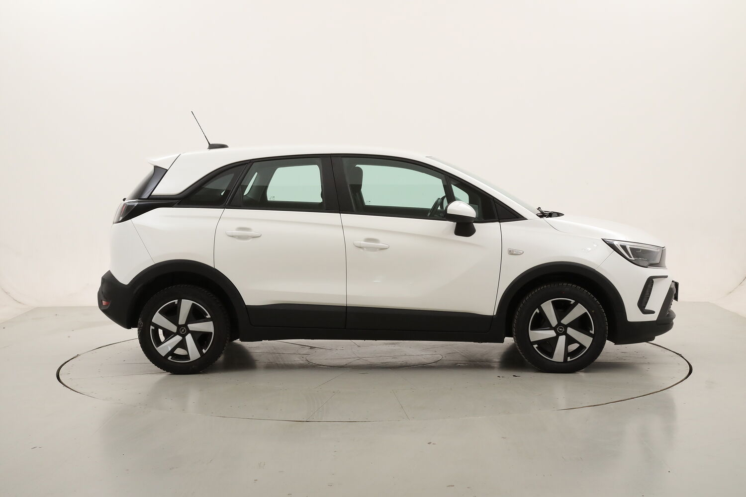 Opel Crossland Edition usata del 2021 con 82.276 km