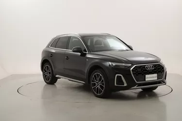Audi Q5 40 TDI S-Line Plus quattro S-Tronic 2.0 Diesel 190CV Automatico Audi Q5 40 TDI S-Line Plus quattro S-Tronic 2.0 Diesel 190CV Automatico