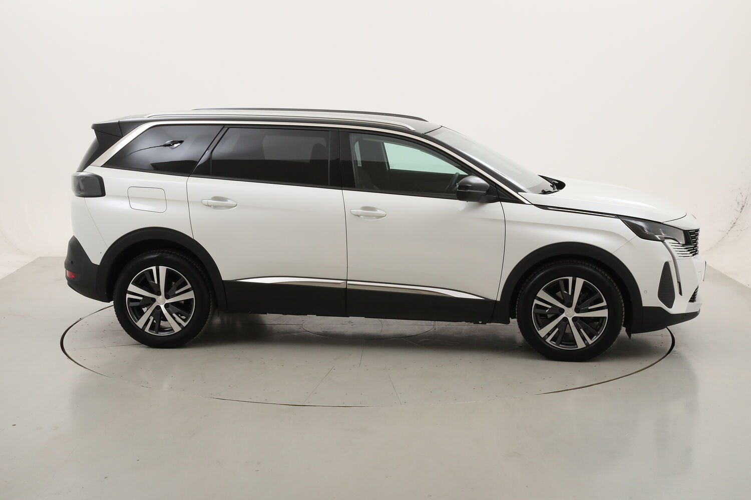 Peugeot 5008 Allure Pack EAT8 - 7 posti usata del 2022 con 98.851 km