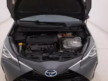 Toyota Yaris Hybrid Active 1.5 Full Hybrid 101CV Automatico Vano motore