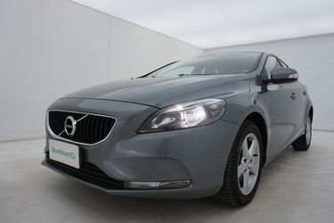 Volvo V40 Da un'altra prospettiva Volvo V40 Da un'altra prospettiva