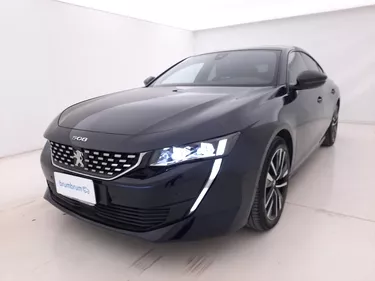 Peugeot 508 GT EAT8 1.5 Diesel 131CV Automatico Visione frontale