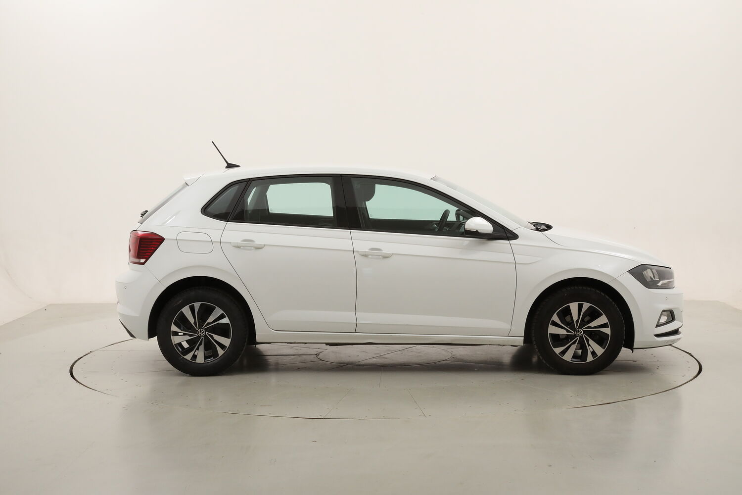 Volkswagen Polo Comfortline usata del 2021 con 106.795 km