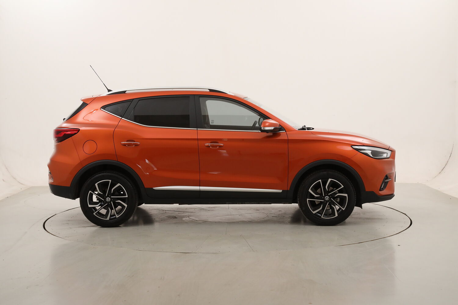MG ZS Luxury usata del 2024 con 38.920 km