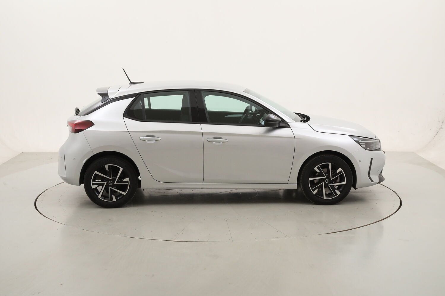 Opel Corsa GS usata del 2025 con 12.623 km